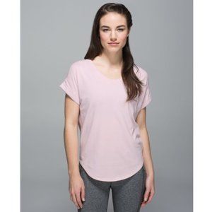 Lululemon Blush Pink Weekend Short Sleeve Tee M